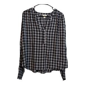 a.n.a A New Approach Plaid Black and White Long Sleeve Top Size M